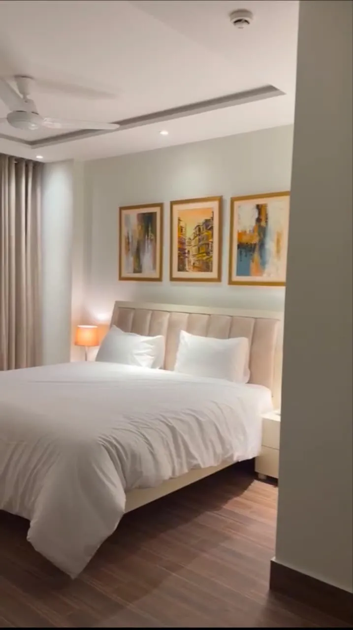 The Crown One-Bed Suite